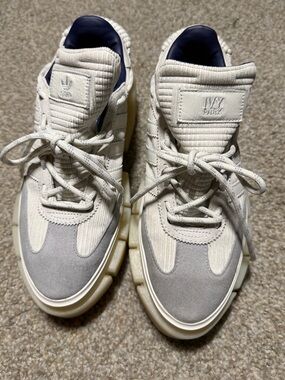 IVY PARK Cream & Light Gray Chunky Trainer Sneakers